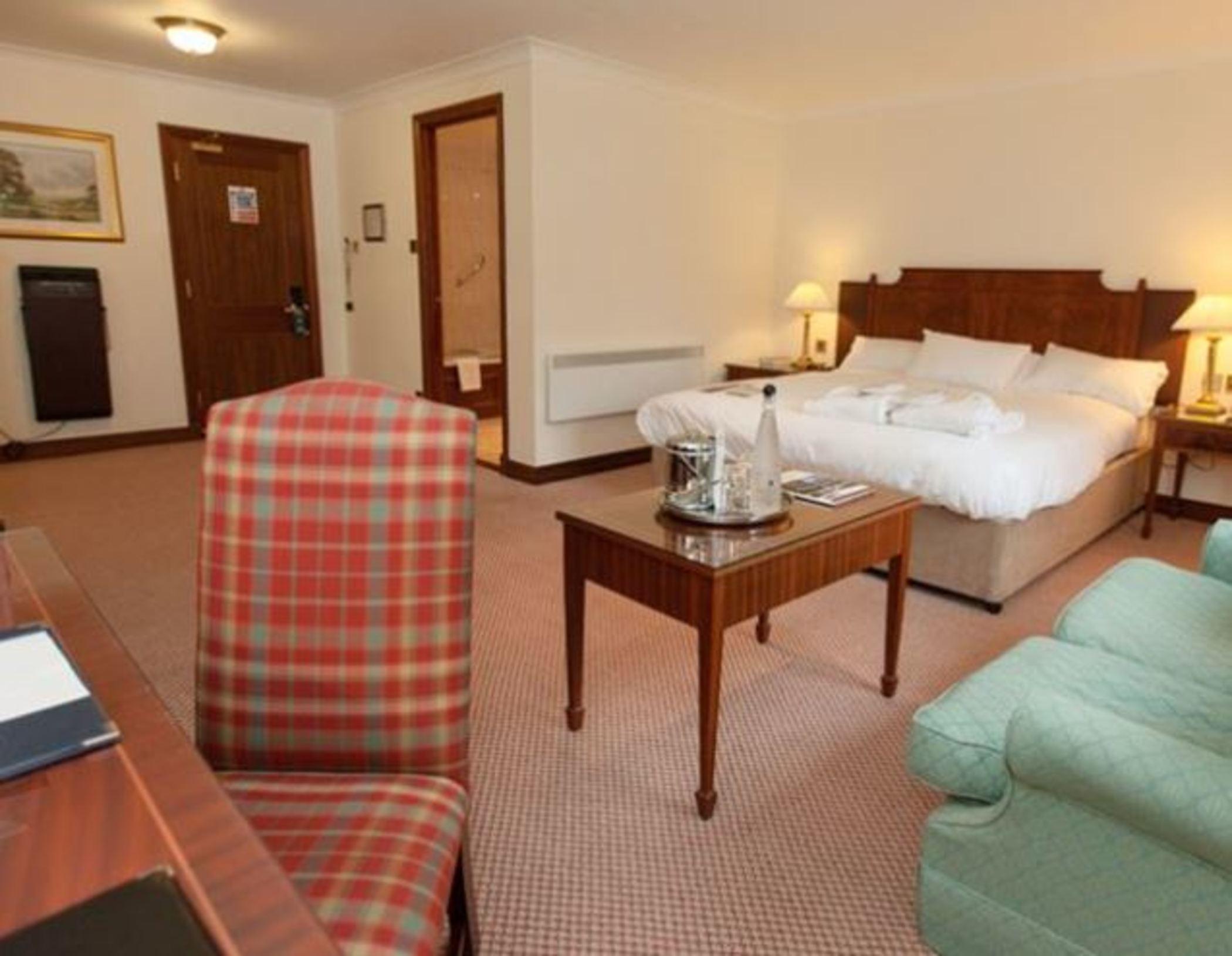 Macdonald Craxton Wood Hotel & Spa Ledsham  Esterno foto