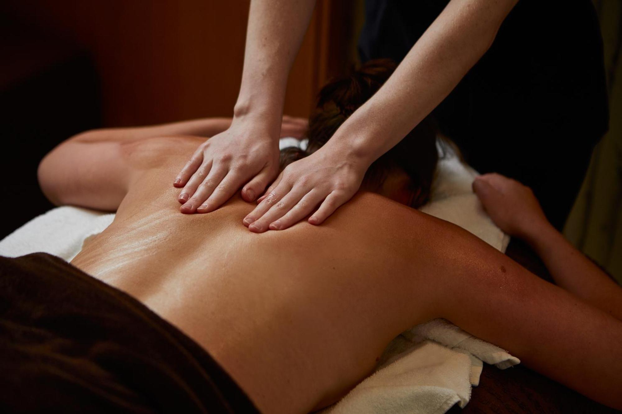 Macdonald Craxton Wood Hotel & Spa Ledsham  Esterno foto