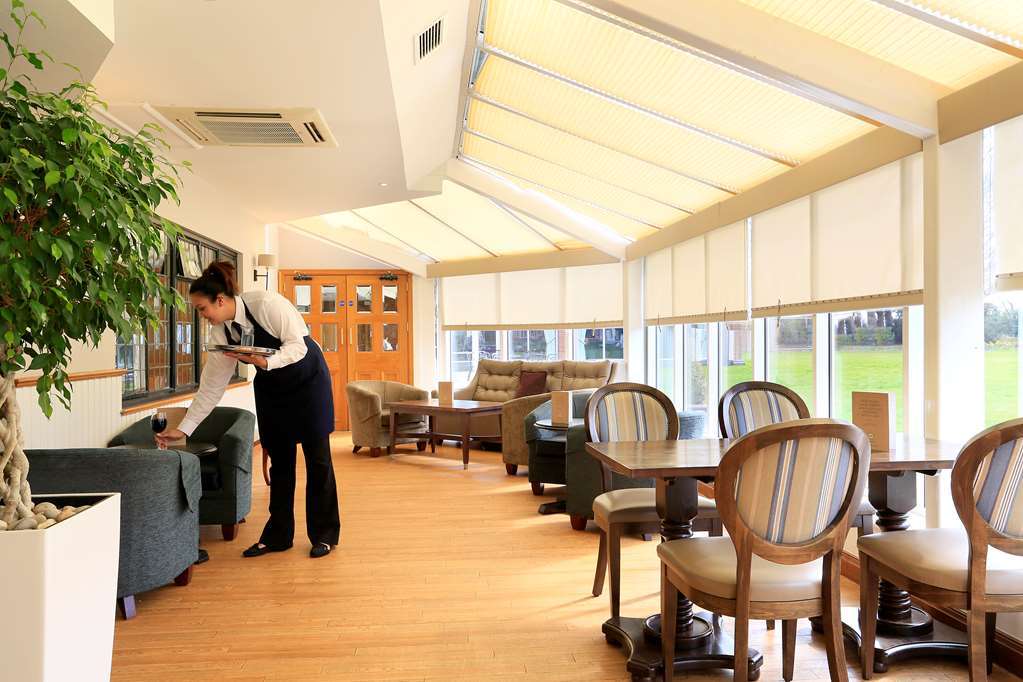 Macdonald Craxton Wood Hotel & Spa Ledsham  Esterno foto